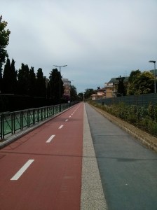 Empty cycle path into Rome